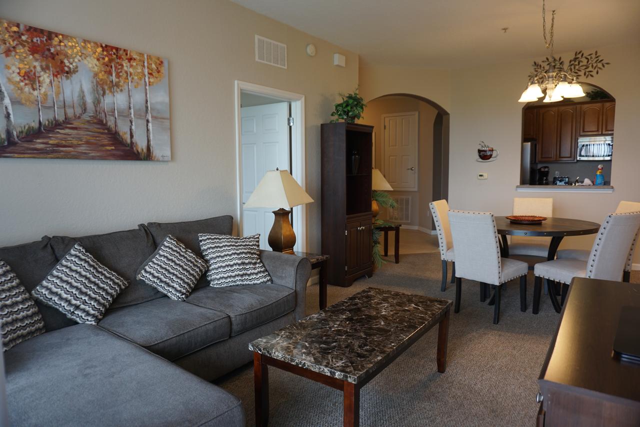 Universal Studios Area Apartment - thumb 2