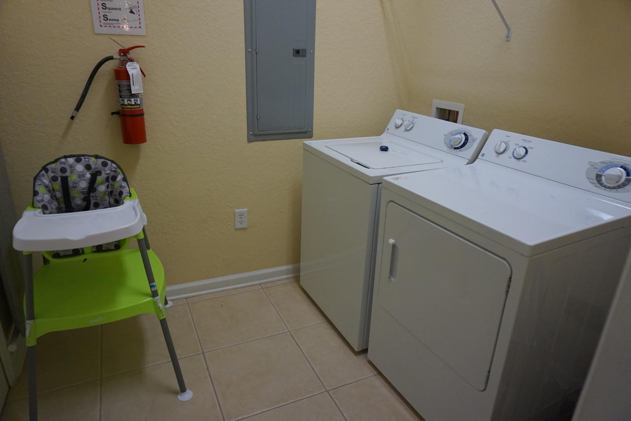Universal Studios Area Apartment - thumb 42