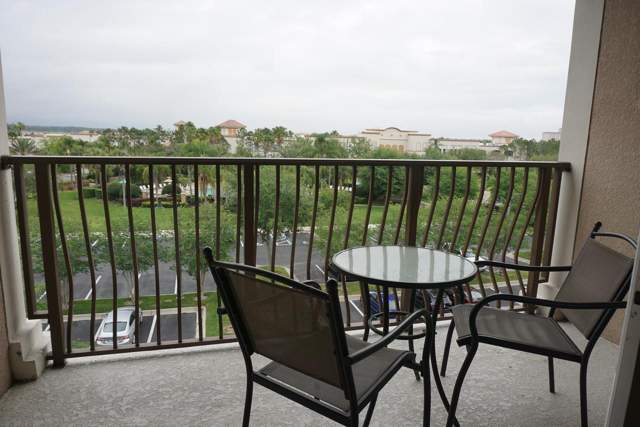 Universal Studios Area Apartment - thumb 1