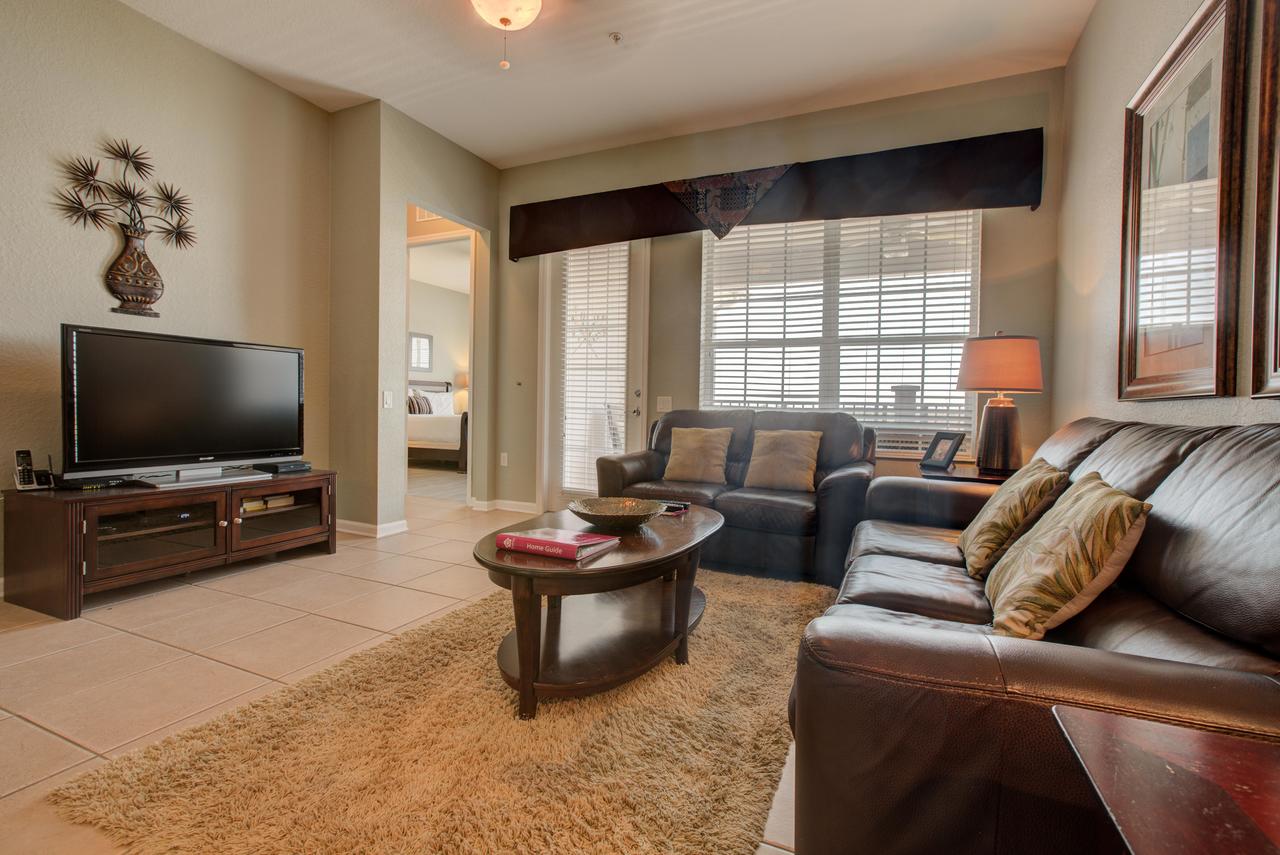 Lakeview Executive Penthouse - thumb 22