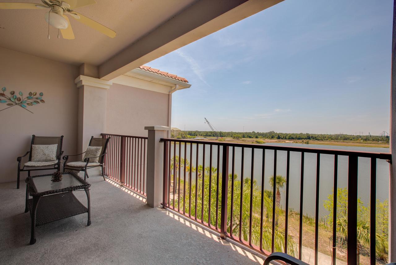 Lakeview Executive Penthouse - thumb 8