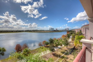 Lakeview Executive Penthouse