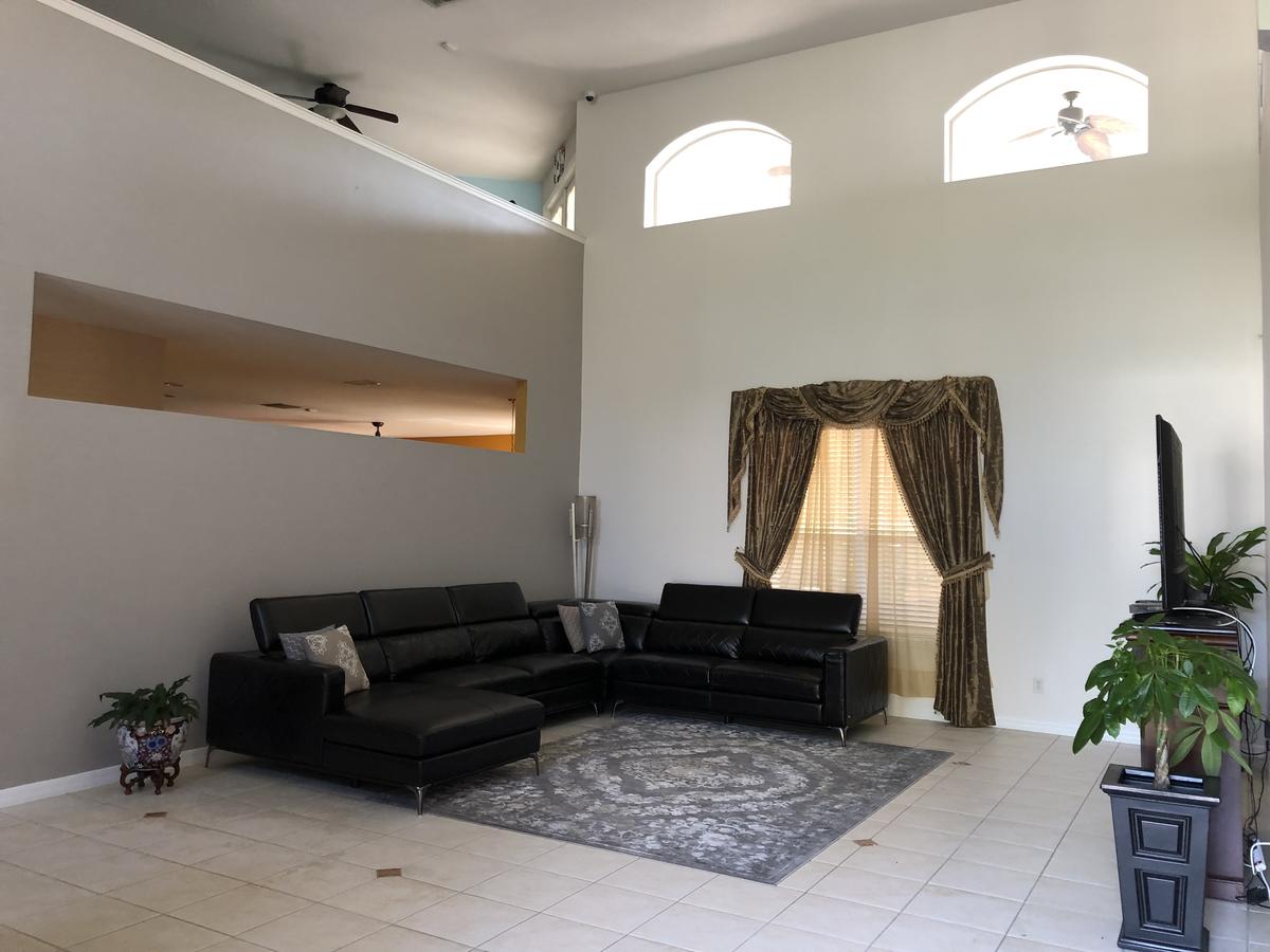 Orlando Centrally Located Luxury Home With Pool! - thumb 21