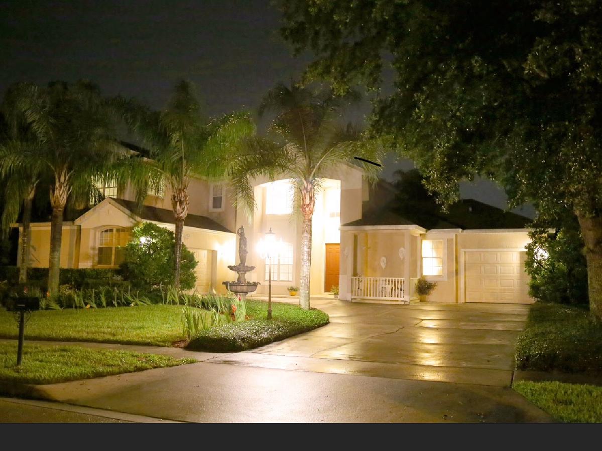 Orlando Centrally Located Luxury Home With Pool! - thumb 0