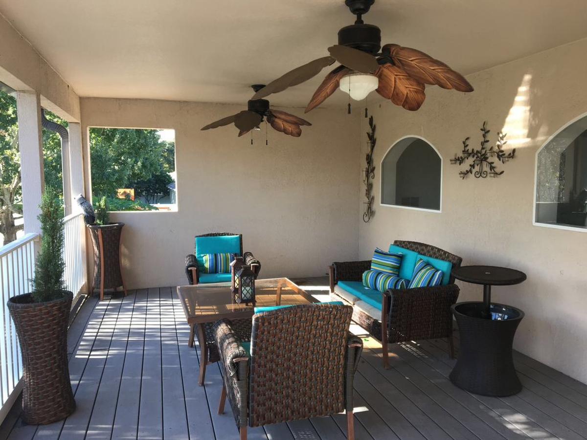 Orlando Centrally Located Luxury Home With Pool! - thumb 2