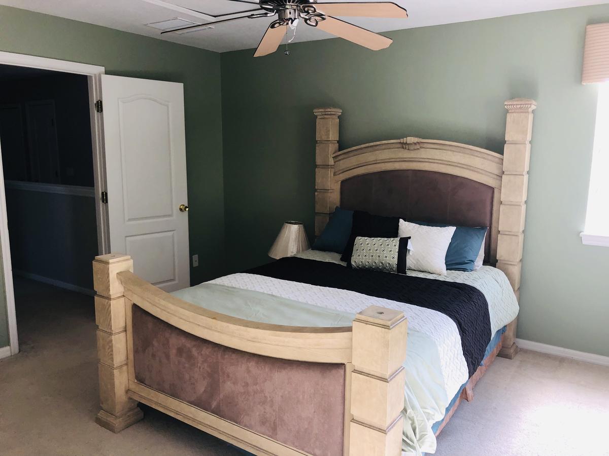 Orlando Centrally Located Luxury Home With Pool! - thumb 18