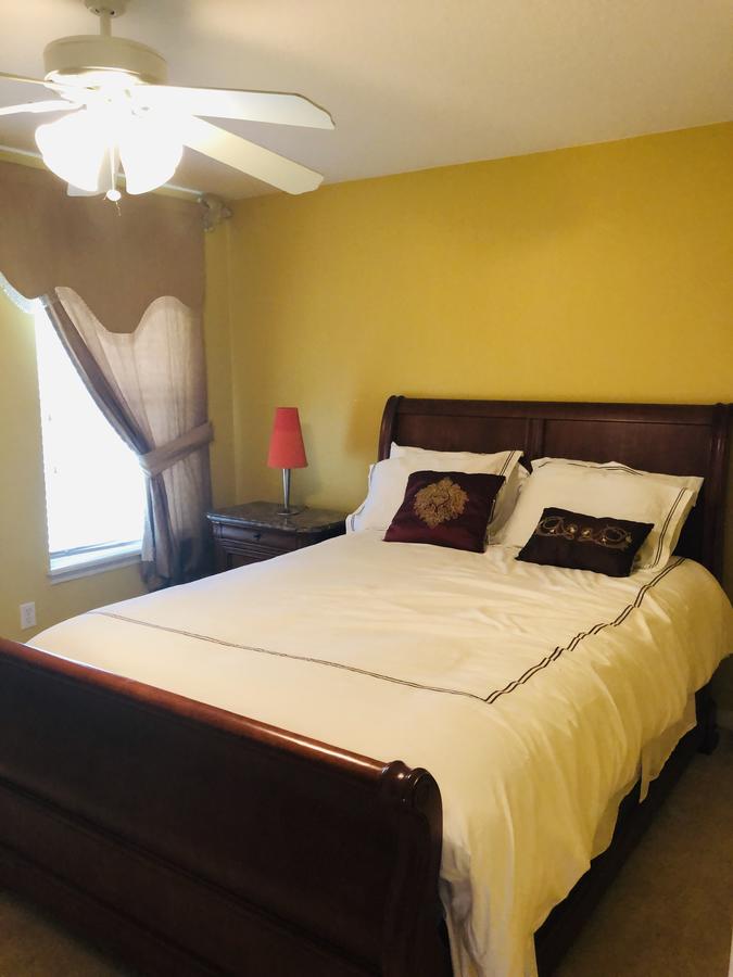 Orlando Centrally Located Luxury Home With Pool! - thumb 26