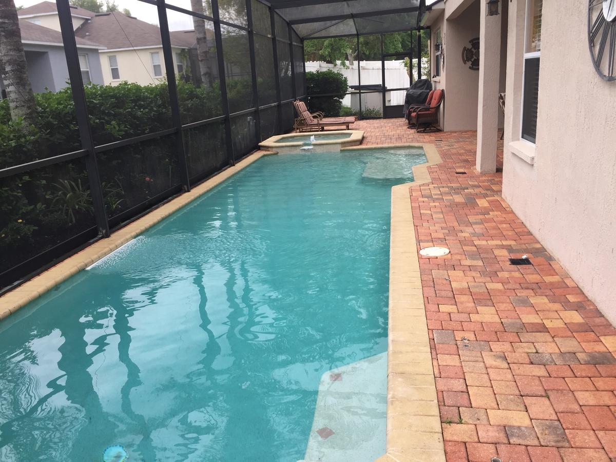 Orlando Centrally Located Luxury Home With Pool! - thumb 13