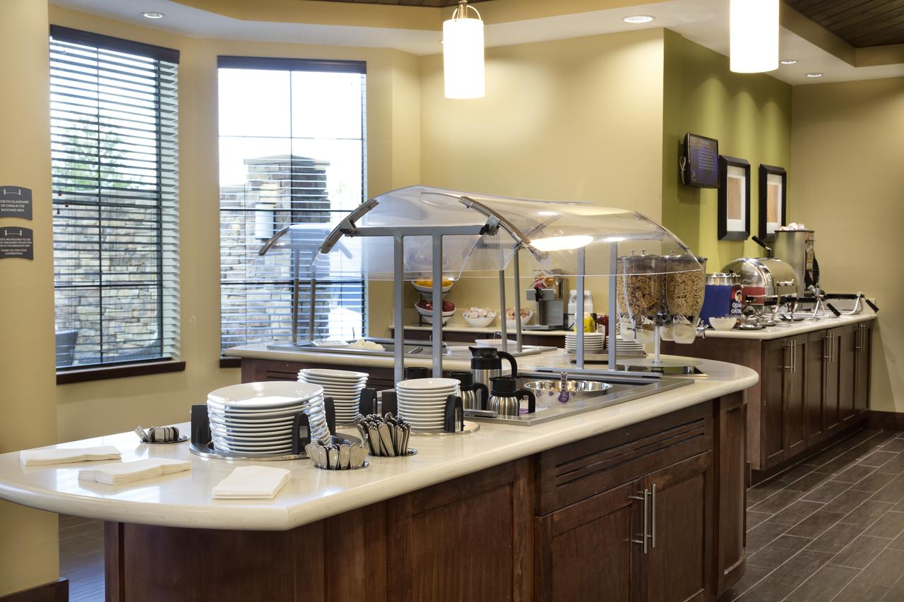 Staybridge Suites Orlando At SeaWorld - thumb 7