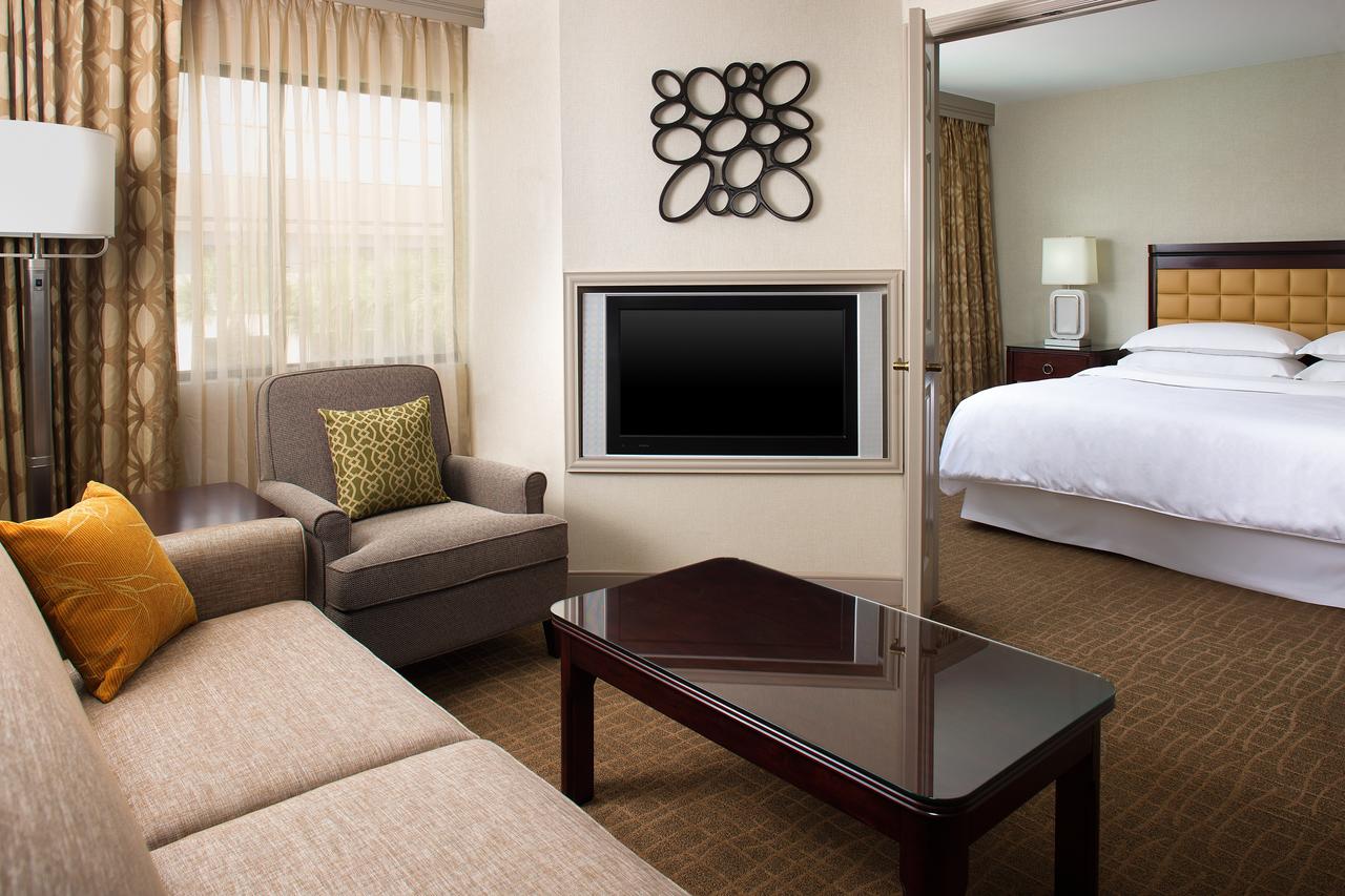 Sheraton Suites Orlando Airport Hotel - thumb 10