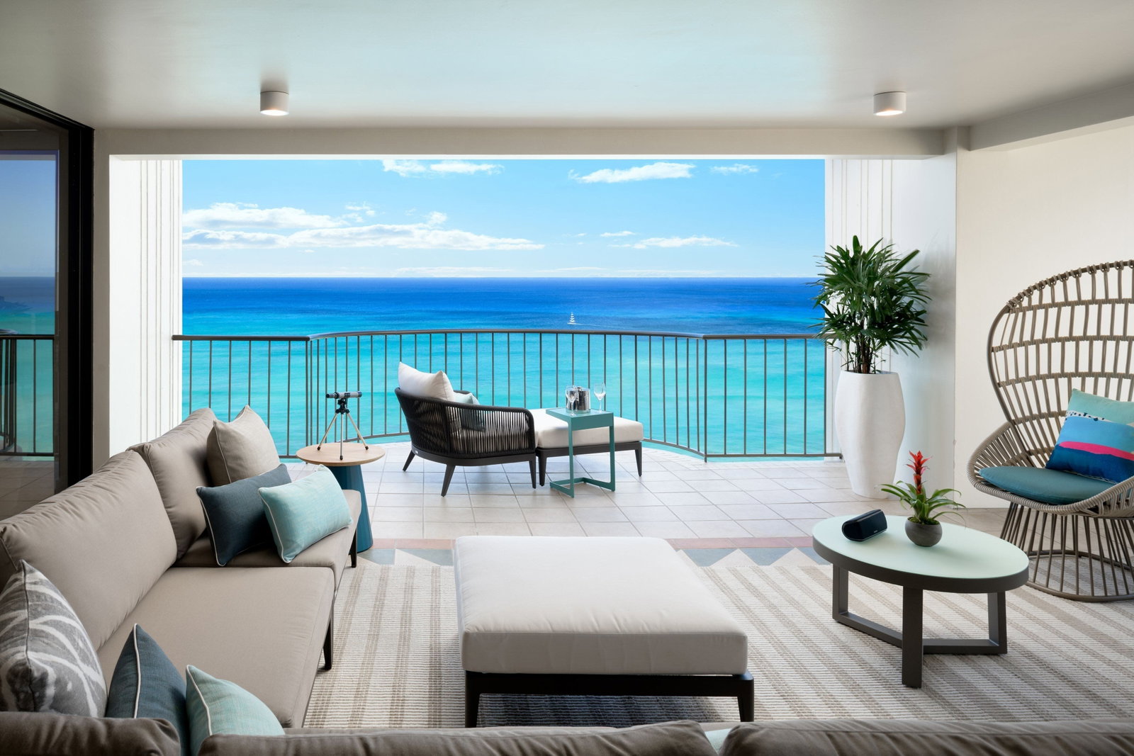 Waikiki Beach Marriott Resort & Spa - thumb 11