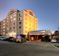 Fairfield Inn  Suites Woodbridge - Orlando Tourists
