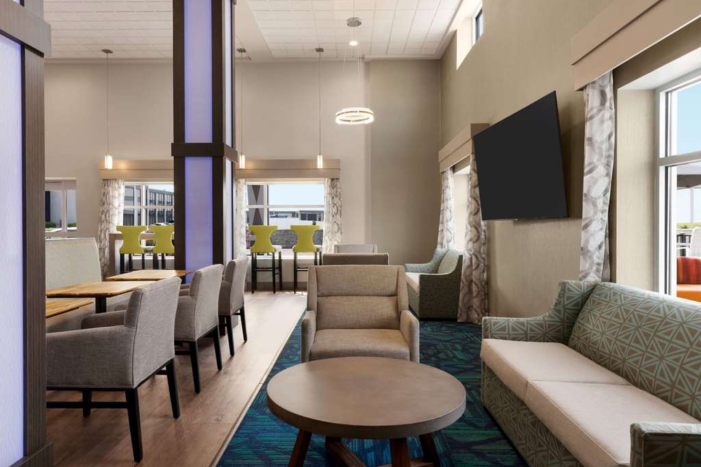 Days Inn & Suites By Wyndham - thumb 2