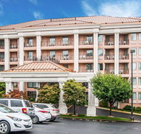 Clarion Hotel at the Palace - Orlando Tourists