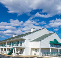 Super 8 by Wyndham Branson - Orlando Tourists
