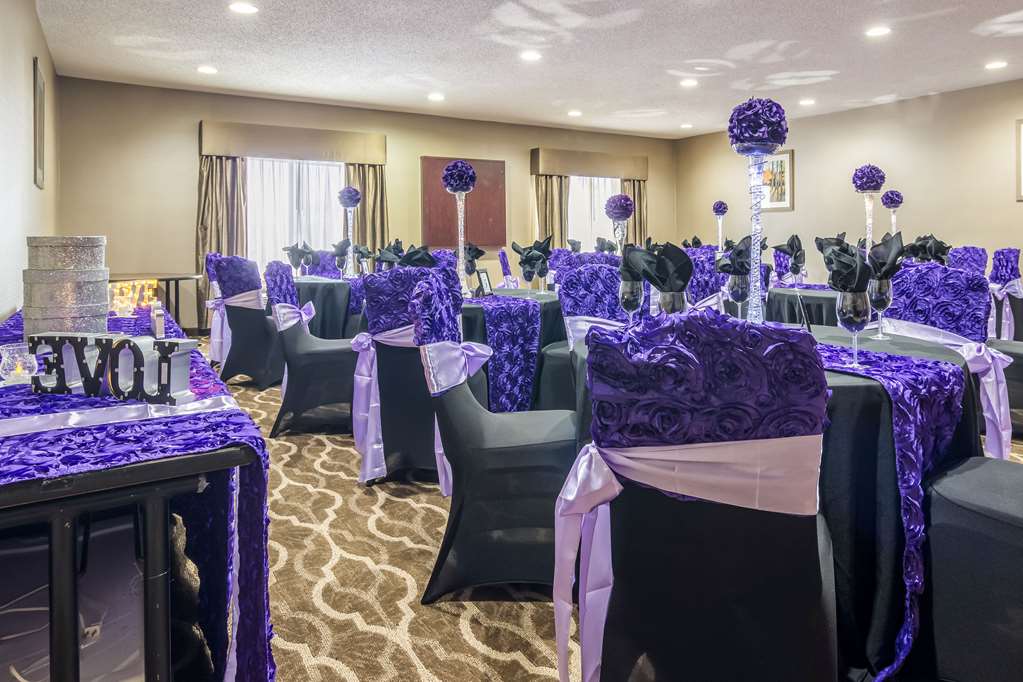Comfort Suites - thumb 11
