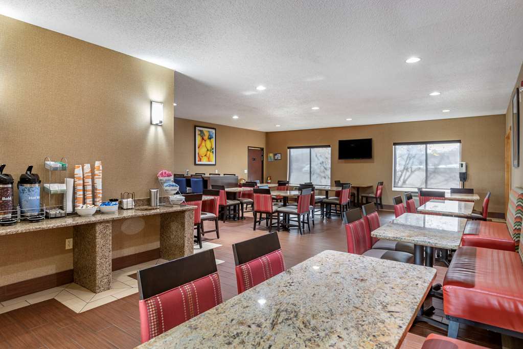 Comfort Suites - thumb 13