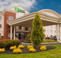 Holiday Inn Express Hotel  Suites - Orlando Tourists