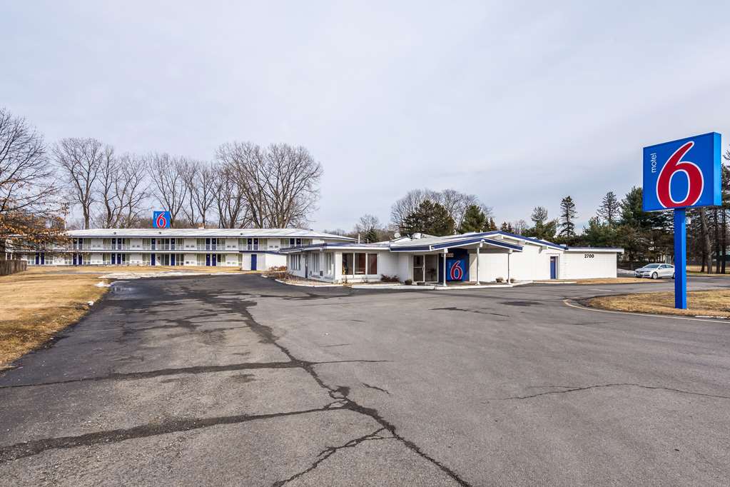 Motel 6 Schenectady - thumb 1