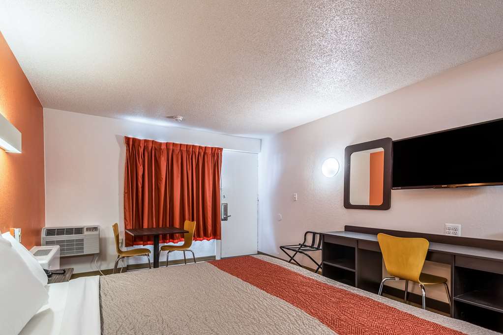 Motel 6 Schenectady - thumb 9