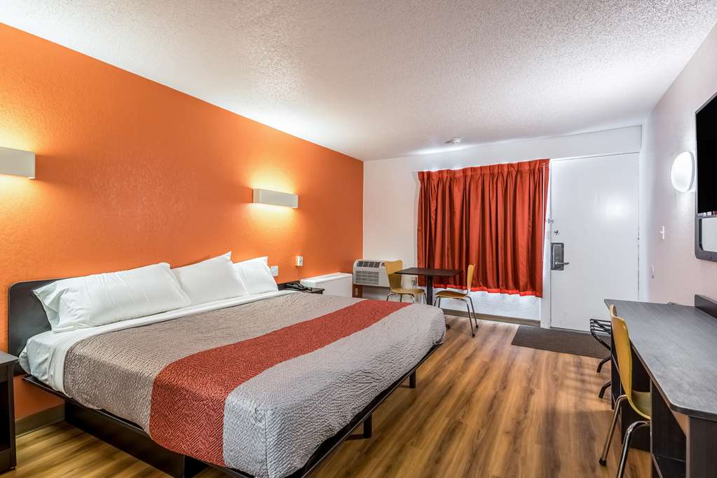 Motel 6 Schenectady - thumb 10
