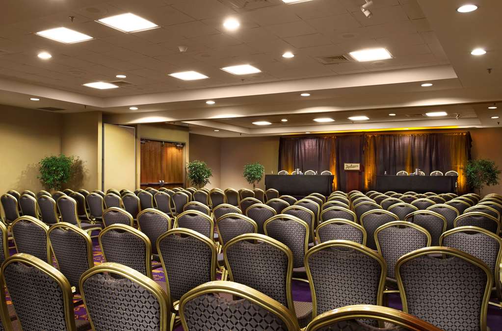Radisson Hotel & Conference Green Bay - thumb 16