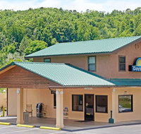 Days Inn Cherokee/Smokey Mountains - Orlando Tourists
