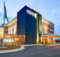 Home2 Suites by Hilton Charles Town - Orlando Tourists
