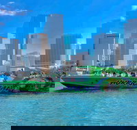 Sightseeing Hurricane Speedboat Tour of Miami - Orlando Tourists