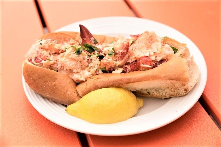 Boston's North End Secret Food Walking Tour w/ Private Tour Option