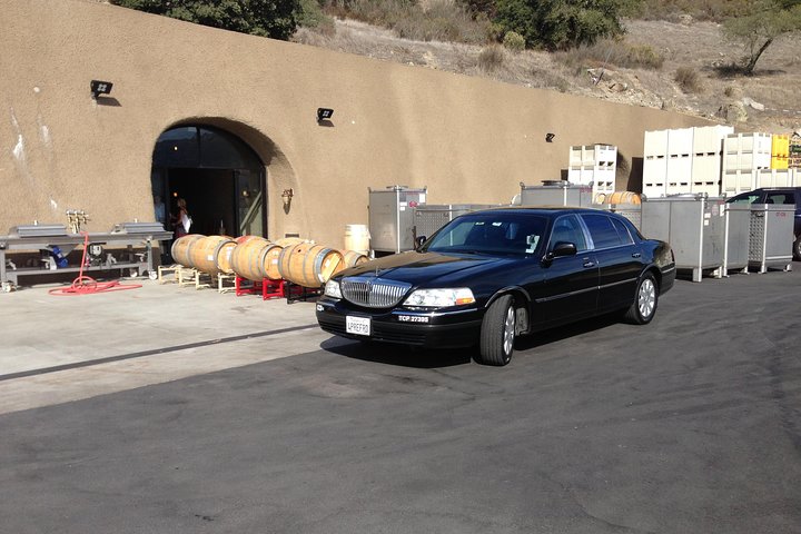 Private Sedan Wine Country Tour Of Napa Valley Up To 4 People From Napa - thumb 0