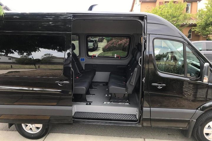 Folsom To Sacramento Airport To Folsom One Way Private Transfer - thumb 5