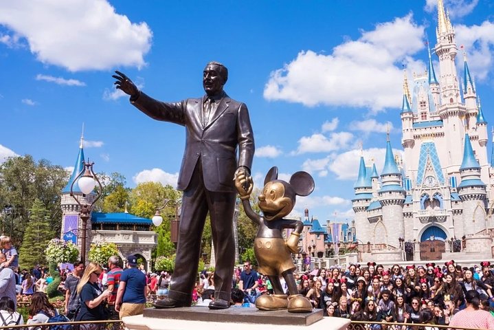 Private Transfer From Vistana Centre Drive To Orlando (MCO) Airport - thumb 2