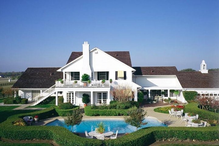Southfork Ranch And The TV Series Dallas Tour - thumb 1