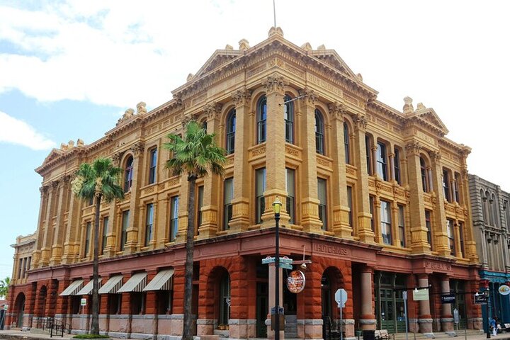 Dark Of The Moon Ghost Tour And Red Light District Combined. Awesome Adventure - thumb 3